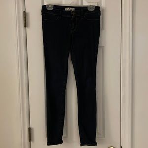 Hollister jeans size 3R